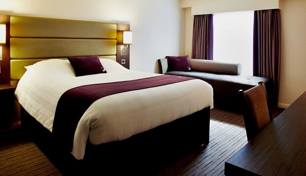 Premier Inn Falkirk - Larbert Buitenkant foto